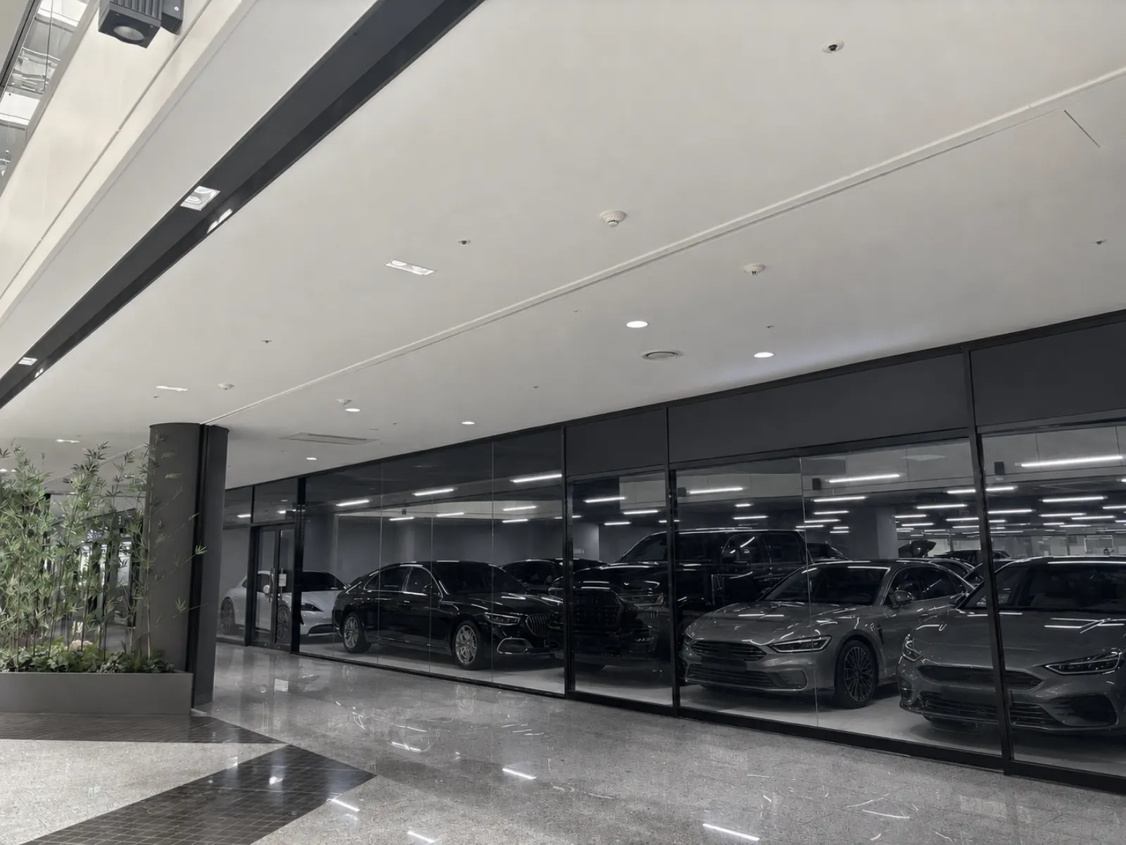 SK V1 모터스 실내 공간 2